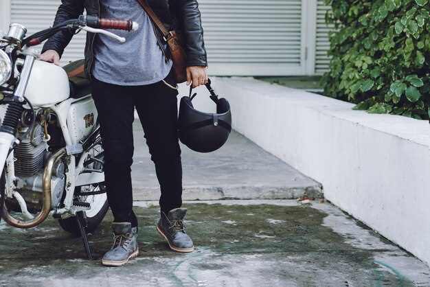 Assessing Storage Capacity and Accessibility for Touring
